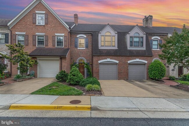 Photo - 6311 Chaucer Ln Townhome