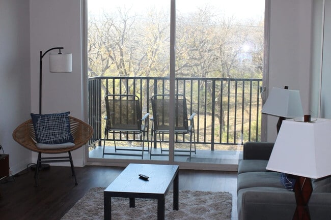 Photo - 4415 Lincoln Way Unit ID1261673P