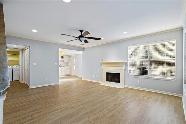 Photo - 1009 Knights Bridge Ct