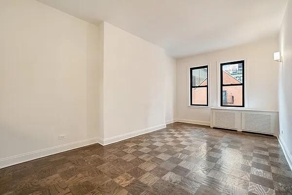 235 W 22nd St Unit 8f