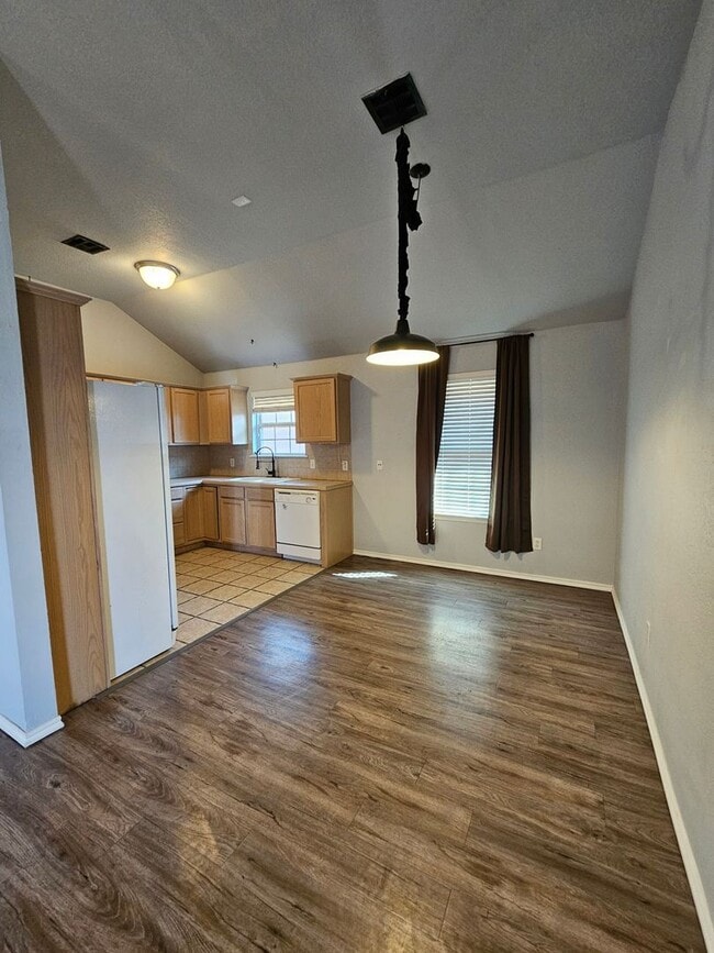 Photo - (3) Bed/(2) Bath SE Norman Available NOW!