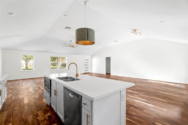 Photo - 5515 Warm Springs Rd