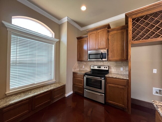 Photo - AVAILABLE NOW:  3 bedroom house