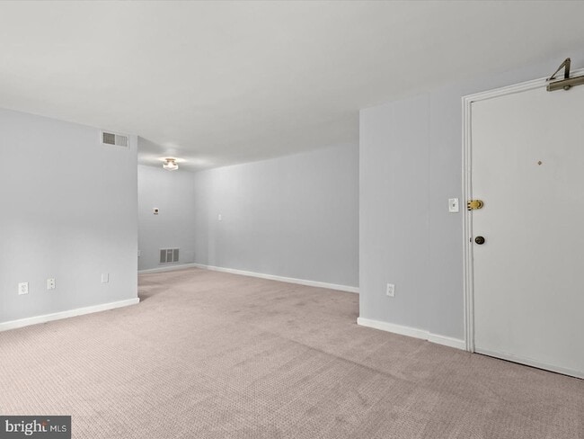 Photo - 706 S Arlington Mill Dr Unit 18203