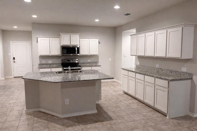 Photo - 404 Beekeeper Dr