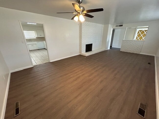 Photo - 1331 S Chatham St