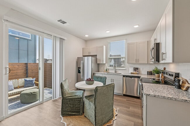 YardHomes Rowlett Creek - YardHomes Rowlett Creek