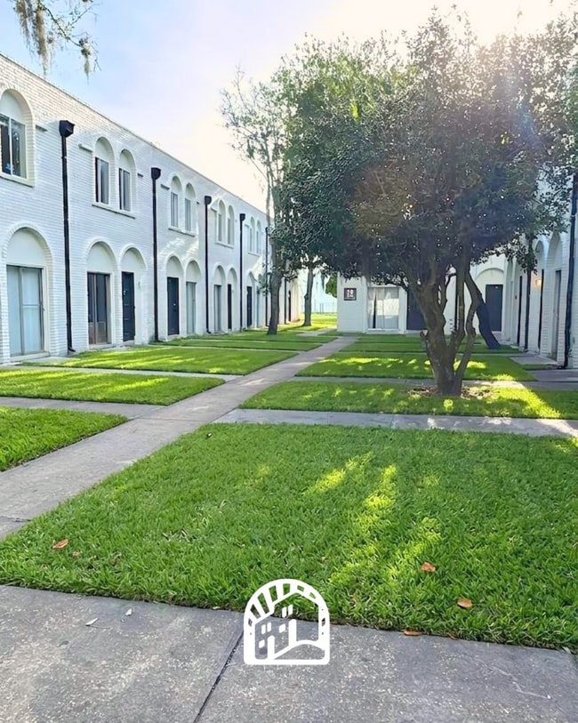 5734 Justina Terrace Unidad 27-034F