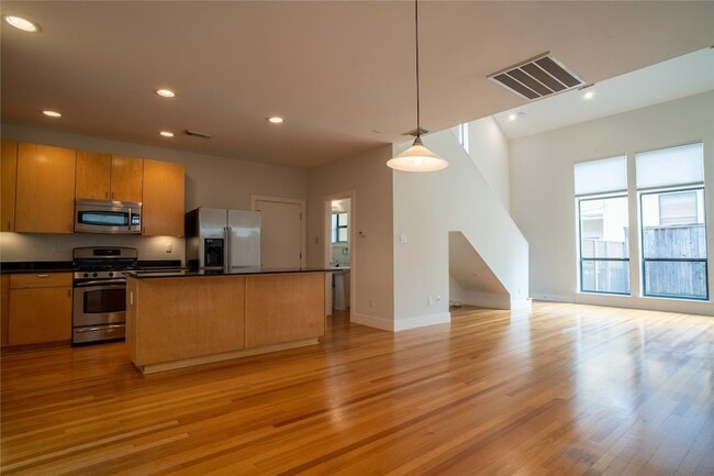 Photo - 4327 Eigel St
