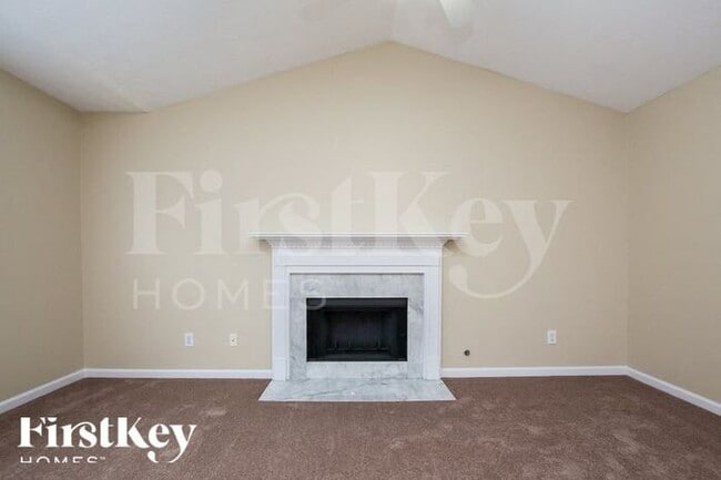 Photo - 118 Aztec Way SE