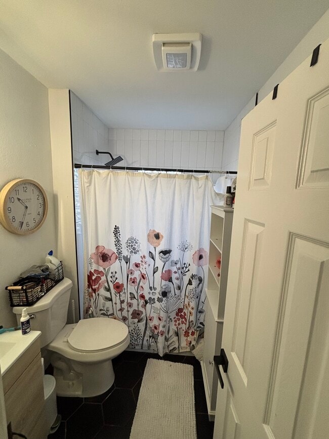 Photo - 3621 Potter St