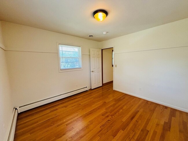 Photo - 616 Broce Dr