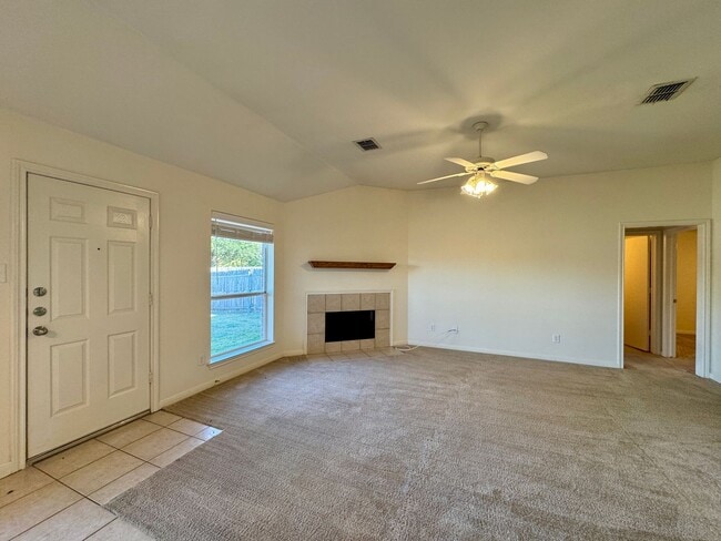 Photo - 3BR / 2BA Duplex in Hewitt, Texas | Midway ISD *Leasing Special Available*