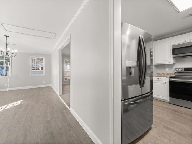 Photo - 506 Vernon St