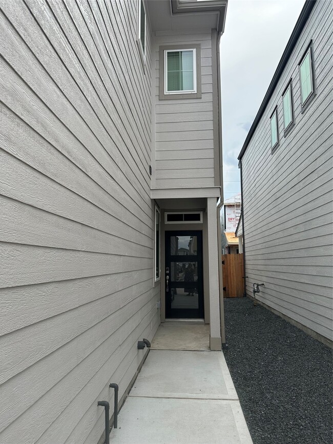 Photo - 3110 Valley Peak Dr