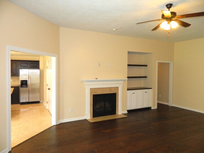 Photo - 498 Sebastian Dr