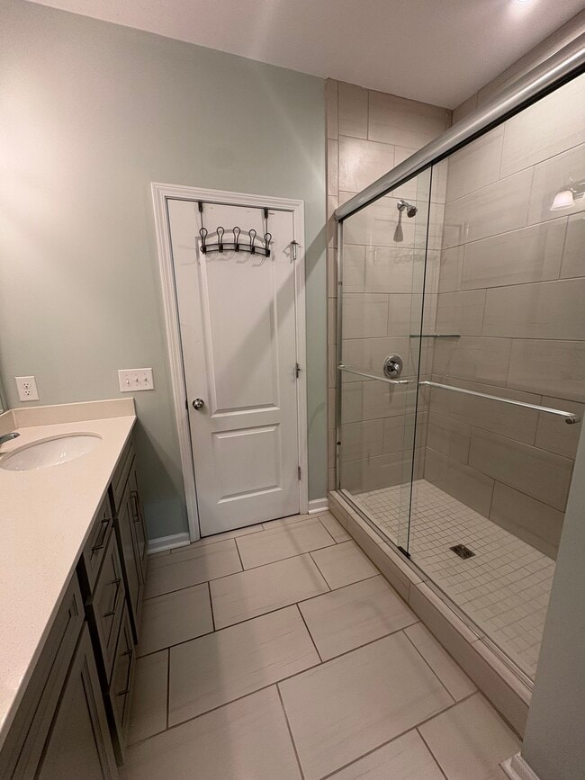 Photo - 1044 Crest Oak Ln