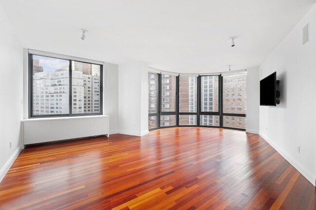 Photo - 155 W 70th St Unit 11D