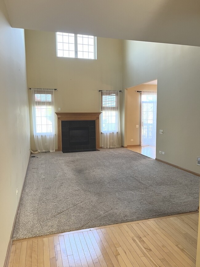 Photo - 18132 Lake Shore Dr