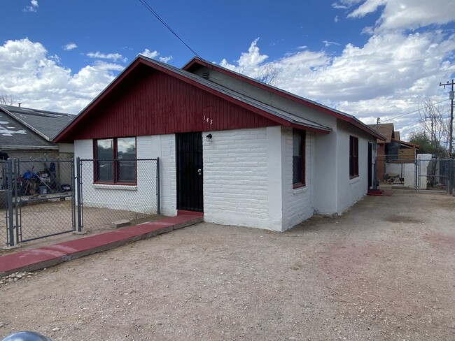 Photo - 143 E District St