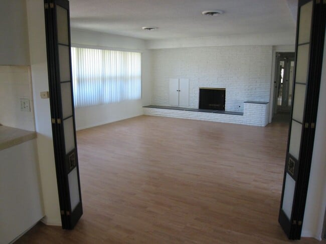 Photo - 13203 Moorpark St Unit 1
