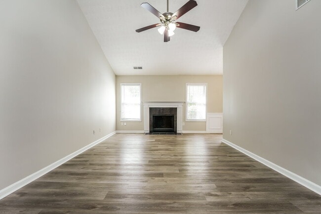 Photo - 4289 Duncan Ives Dr