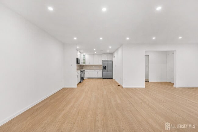 Photo - 29A Hillsborough Dr