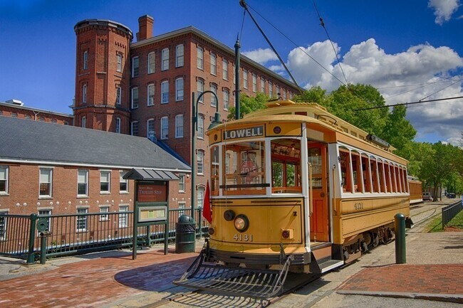 Photo - 130 John St Unit 355