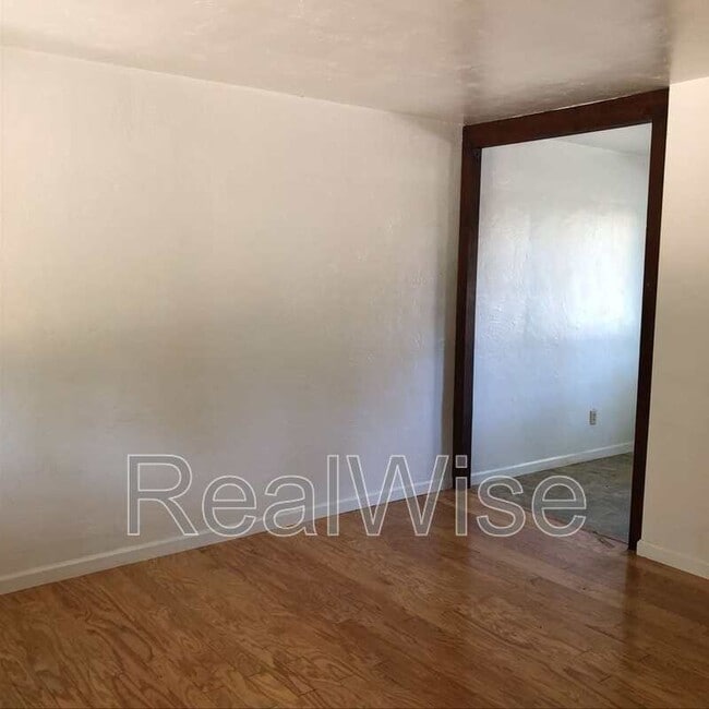 Photo - 801 Ashland St Unit 3