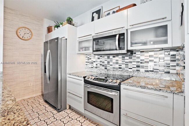 Photo - 951 Brickell Ave Unidad 3207