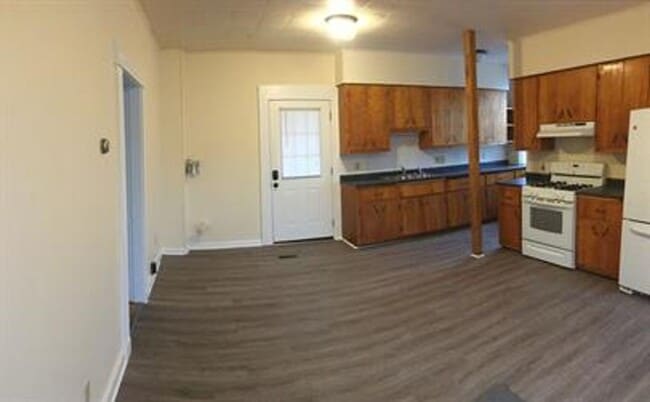 Photo - 180 Federal St Unit 3