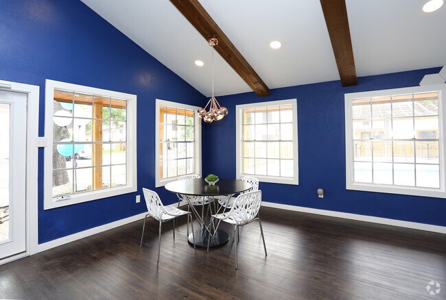 Leasing Office