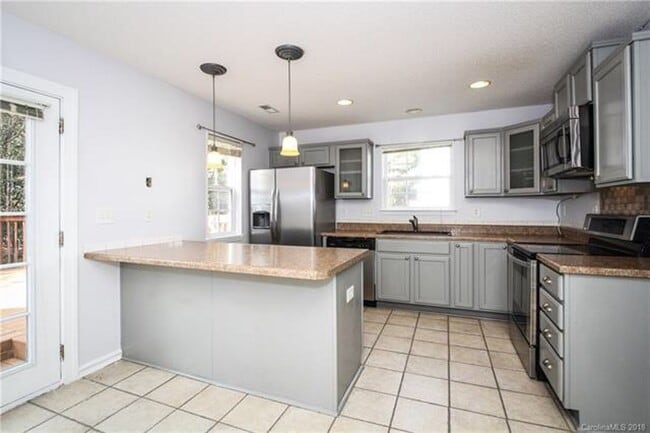 Photo - 2928 Mayer House Ct