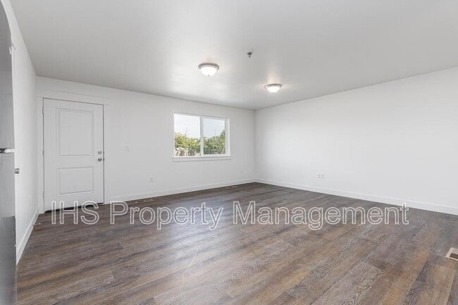 Photo - 485 S 38th Ave Unit B207