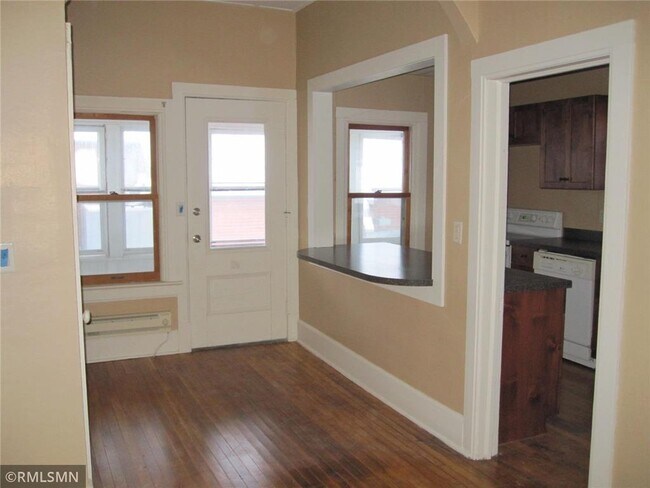 Photo - 118 Spring St Unidad #2