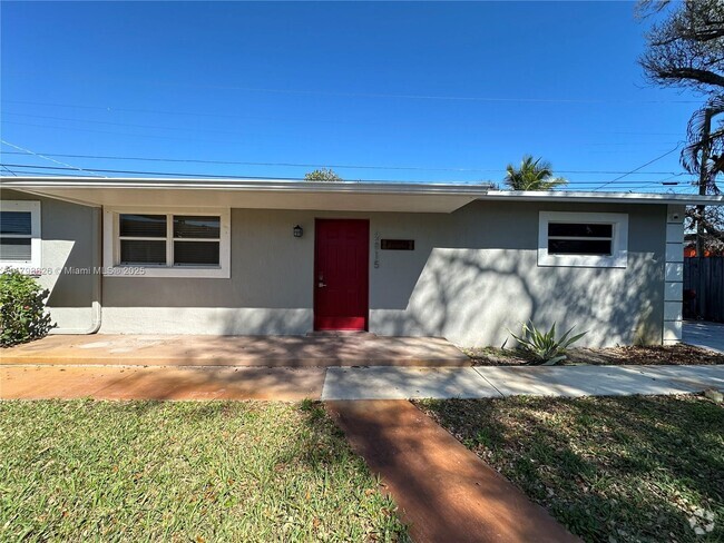 Building Photo - 2815 NW 88th St Unit 3 Rental