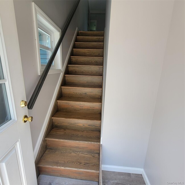 Photo - 23 Tuthill St Unit 2nd Floor