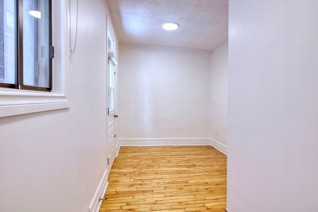 Photo - 6885-6891 Sherbrooke west Unité 25