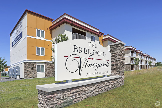 The Brelsford Vineyards Apartments - Entry Sign - Welcome Home - The Brelsford Vineyards Rental