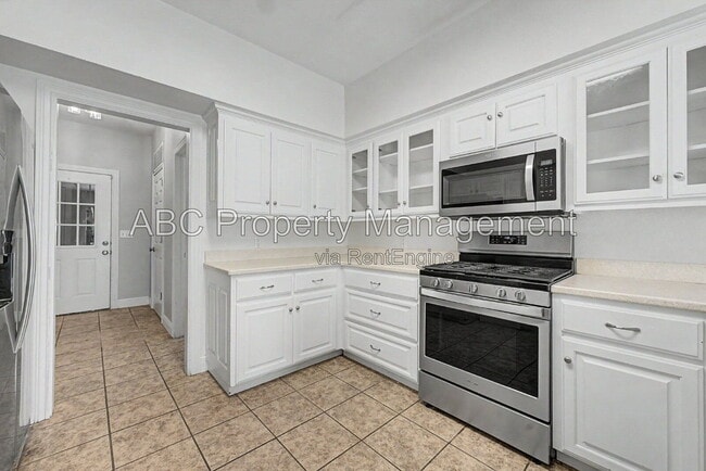 Photo - 1525 W Deane St