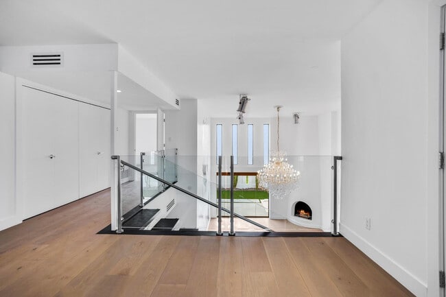 Photo - 6814 N 72nd Pl