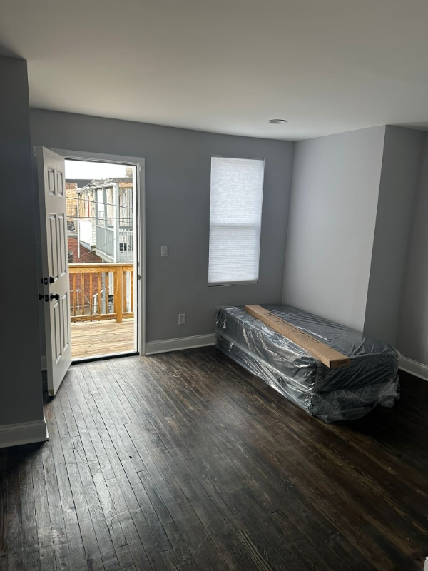 Photo - 2301 Iverson St