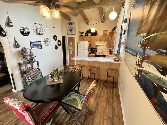 Building Photo - 1332 Millcreek Dr Unit 3