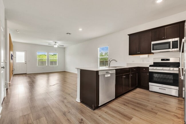 Photo - 15401 Poppy Petal Dr