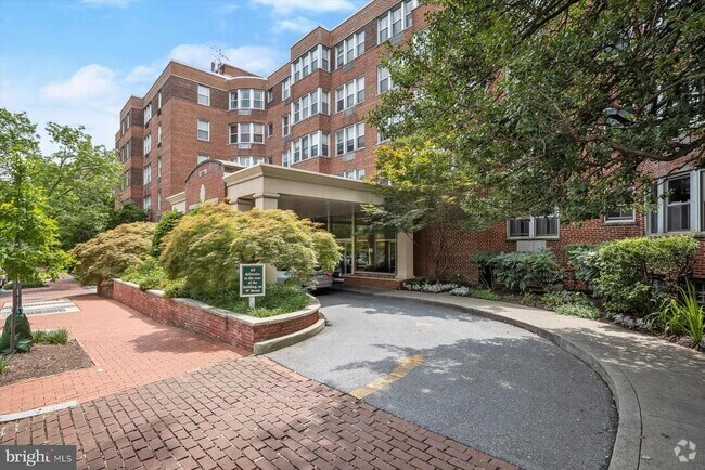 Building Photo - 2500 Q St NW Unit 743 Rental