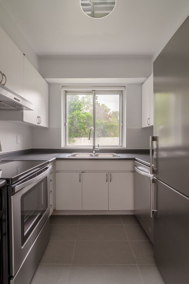 Photo - 4555 Av. Bonavista Unit 117