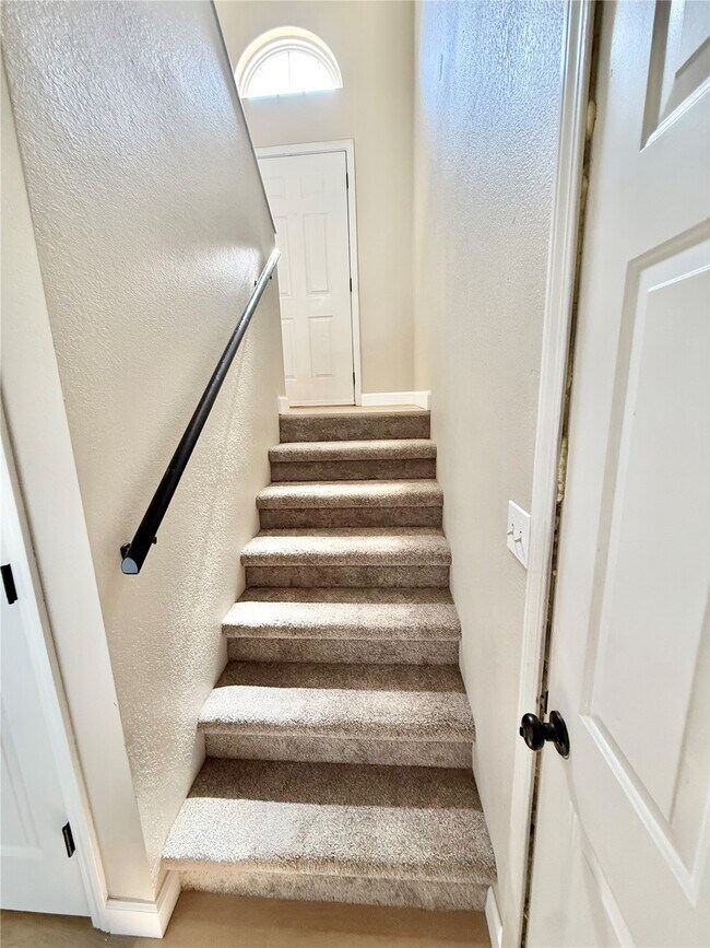 363 Sweetwater Ln