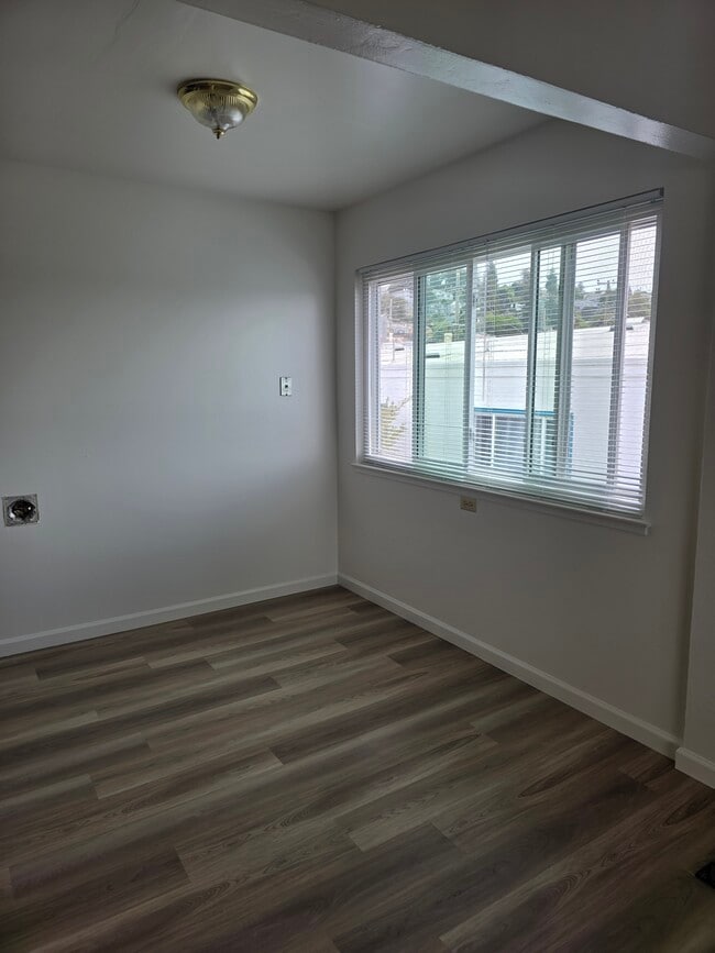 Photo - 6167 Mauritania Ave Unit C