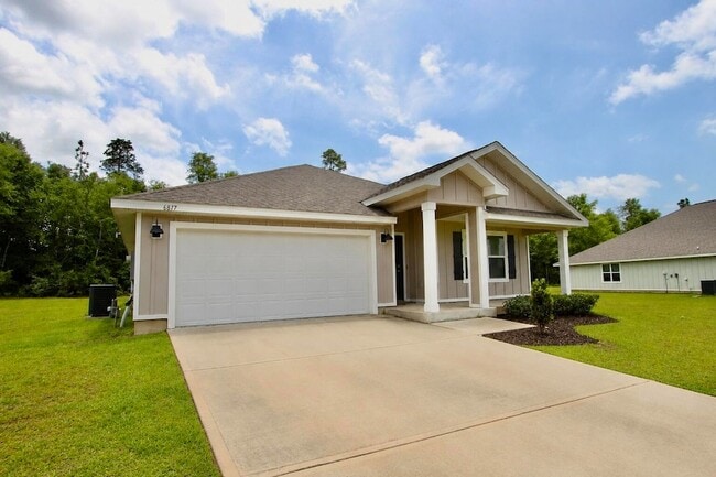 Building Photo - 6817 Interlachen Ln