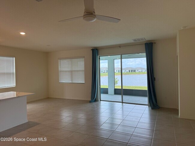 Photo - 1566 Criswell Ln SE